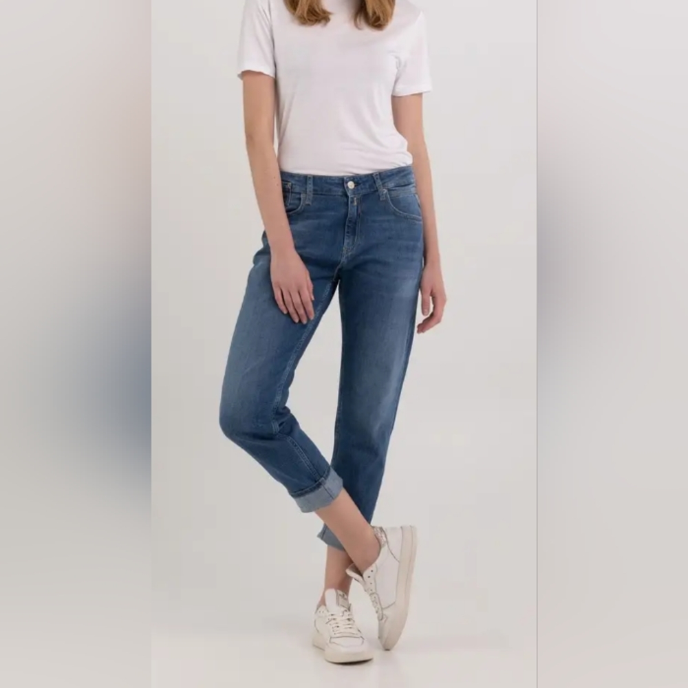EUC REPLAY recycled Marty slim boyfit jeans